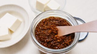 【しょうゆ麹の使い方】 これ一本で味が決まる発酵調味料 